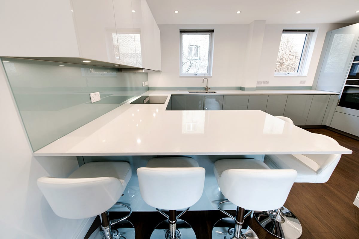 White Quartz Worktop 2 | Lead Wolf, Peterborough